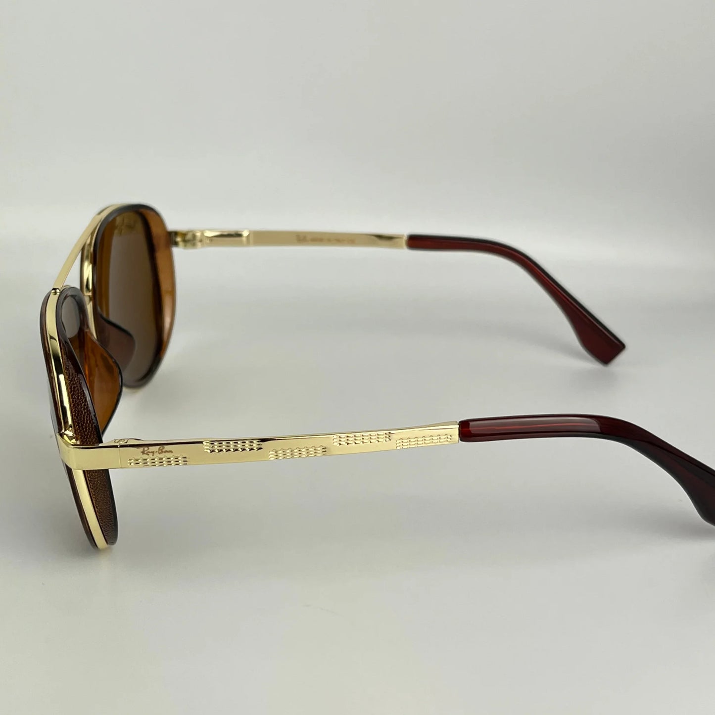 Ray-Ban R68