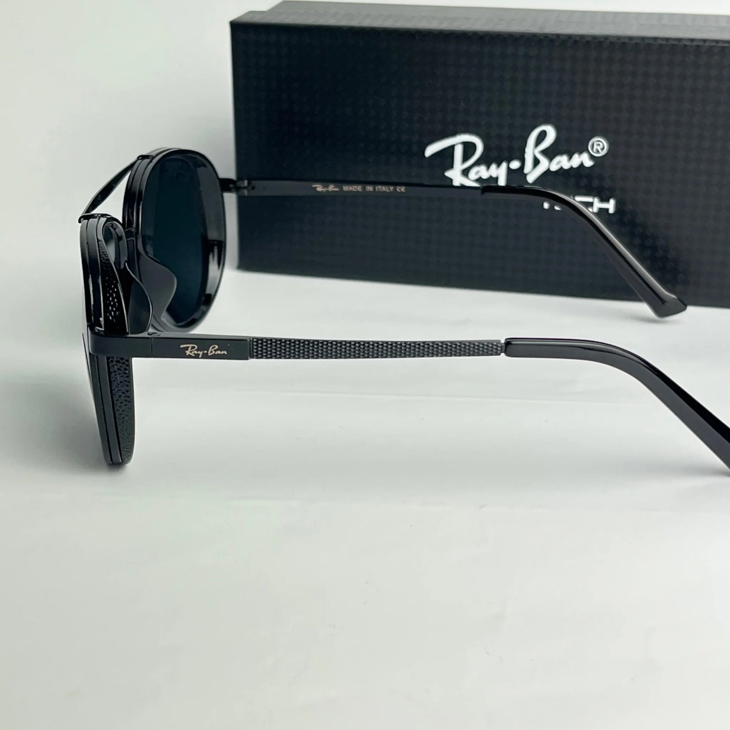 Ray-ban R19