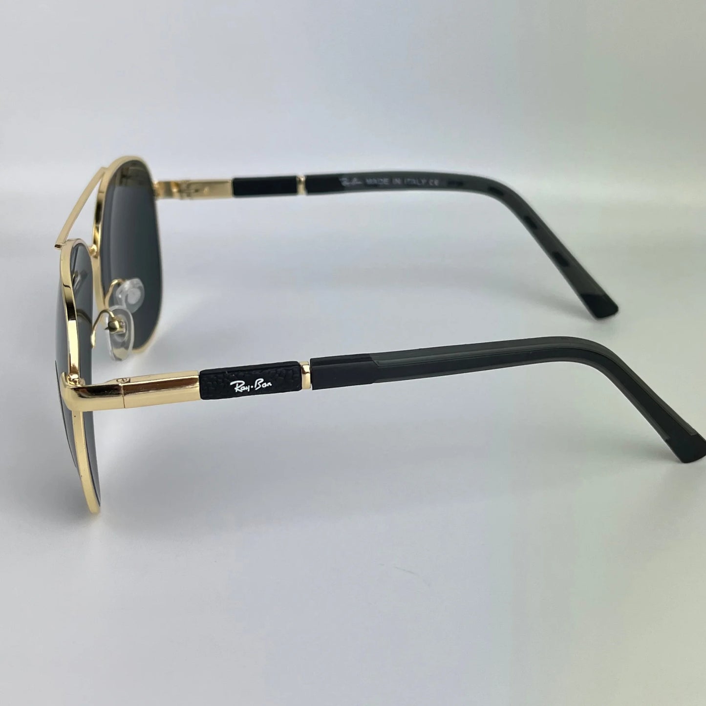 Ray-Ban R73