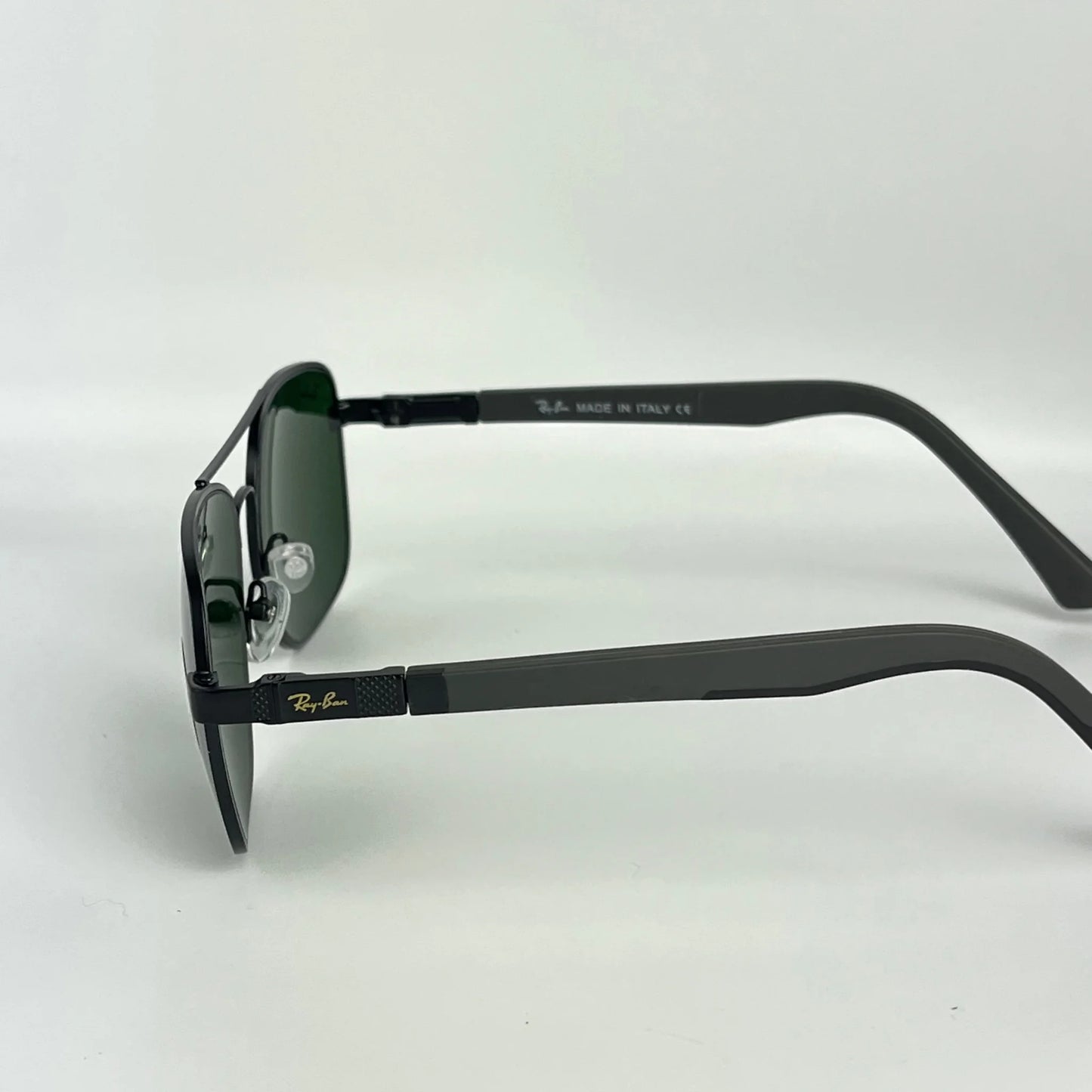 Ray-Ban R56