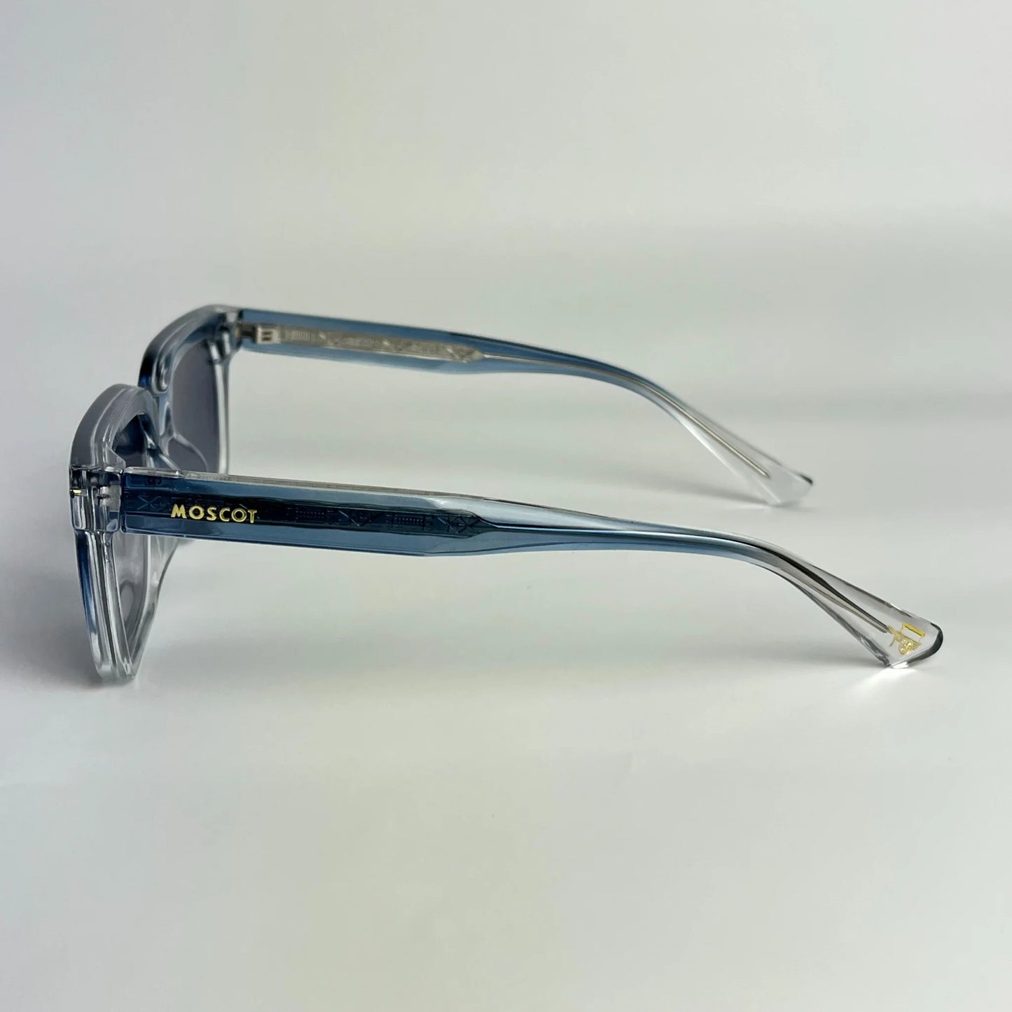 Moscot M28