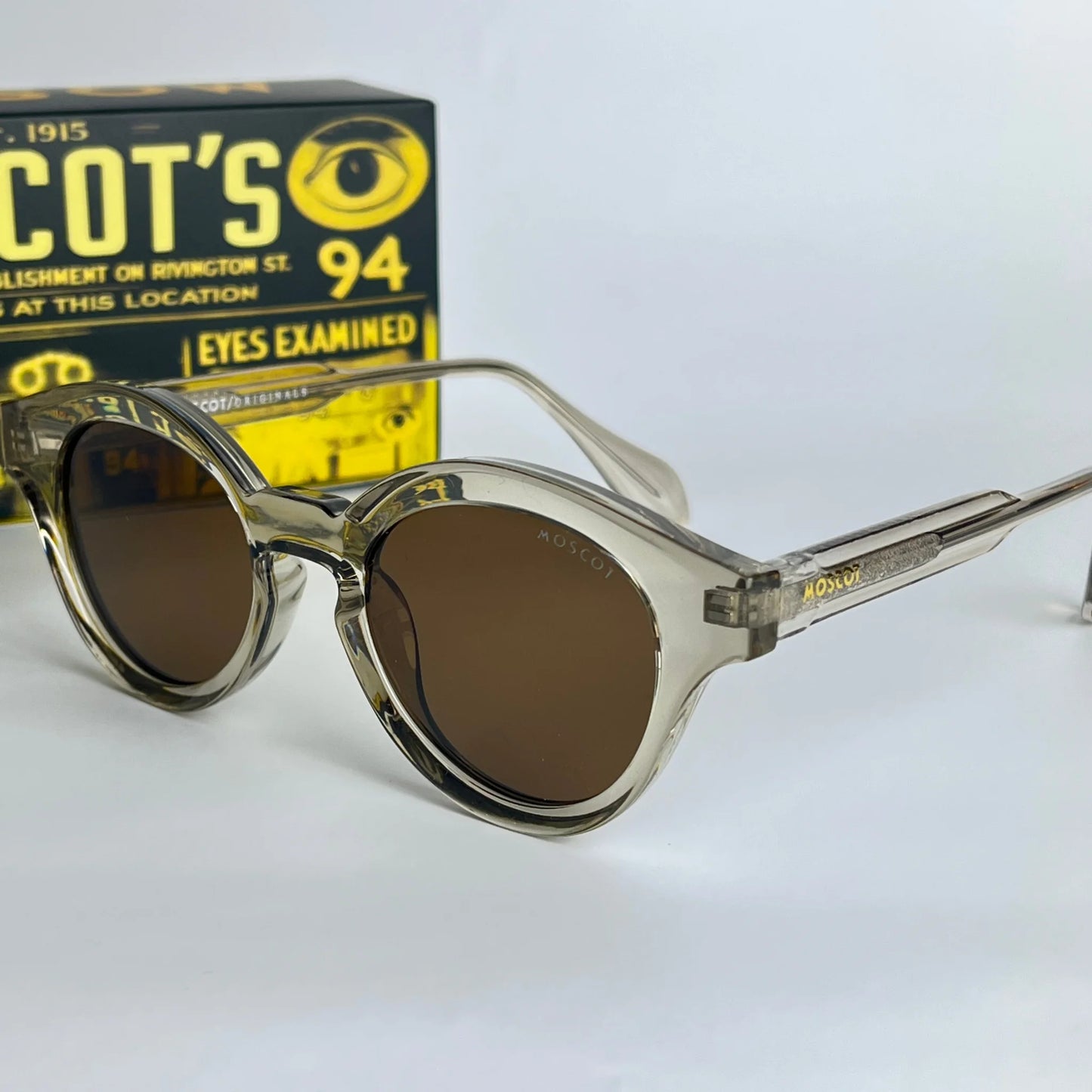 Moscot M106
