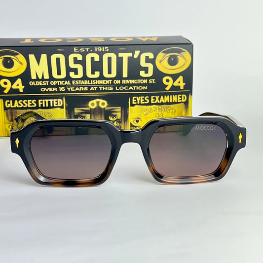 MOSCOT M16