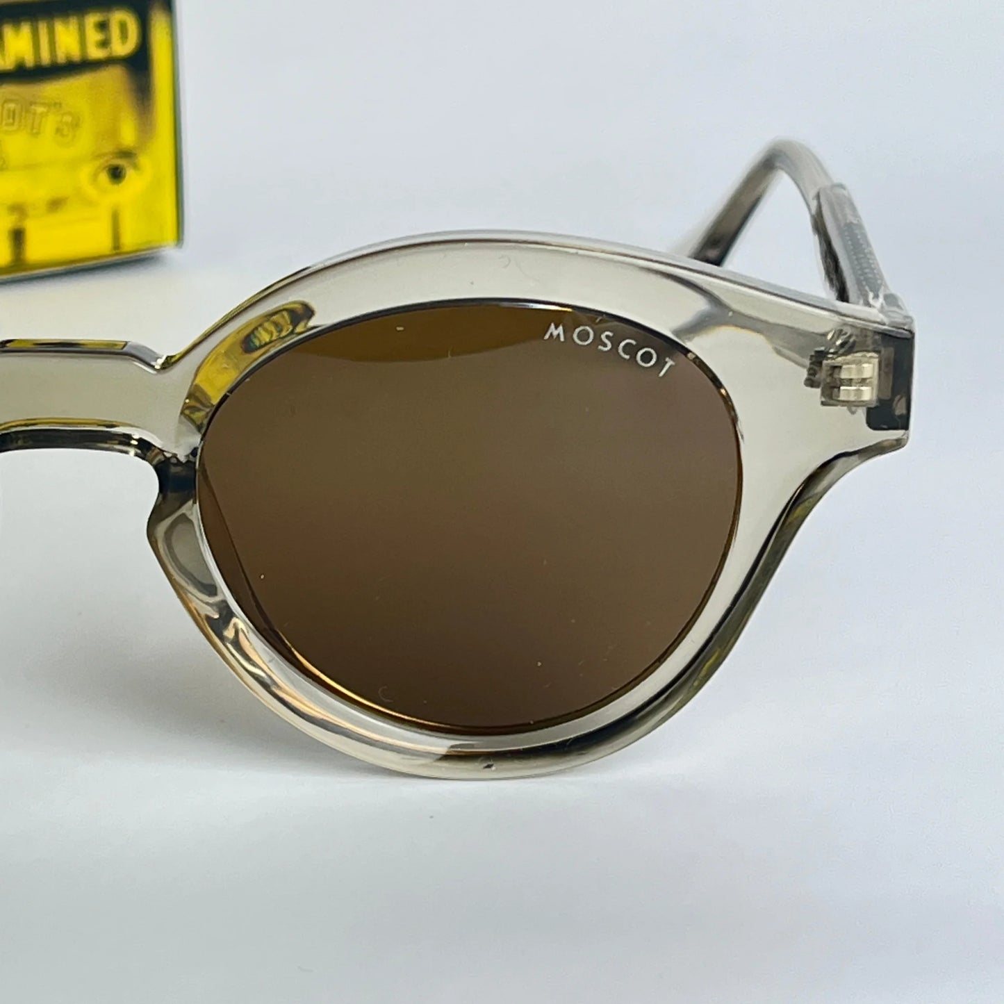 Moscot M106