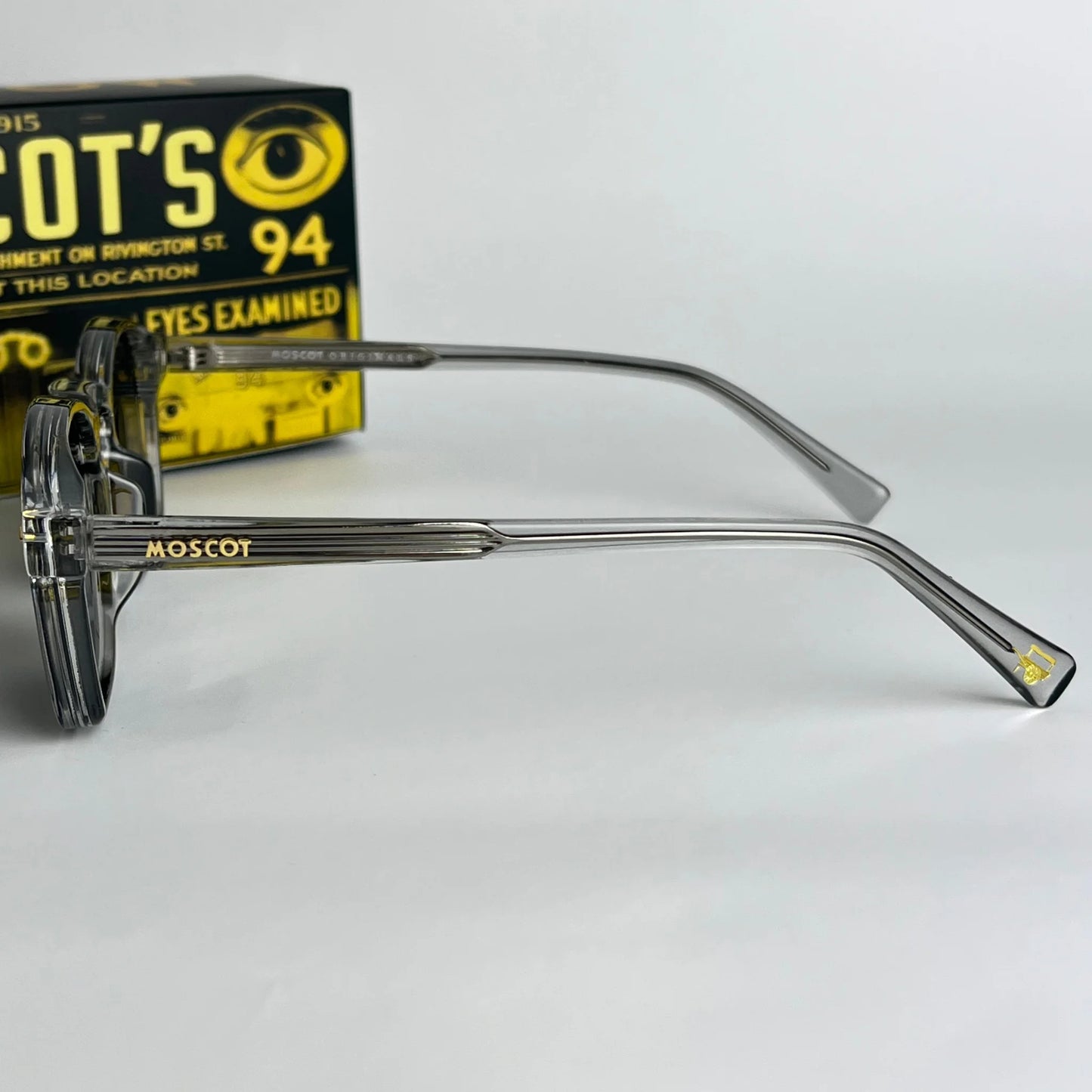 Moscot M107