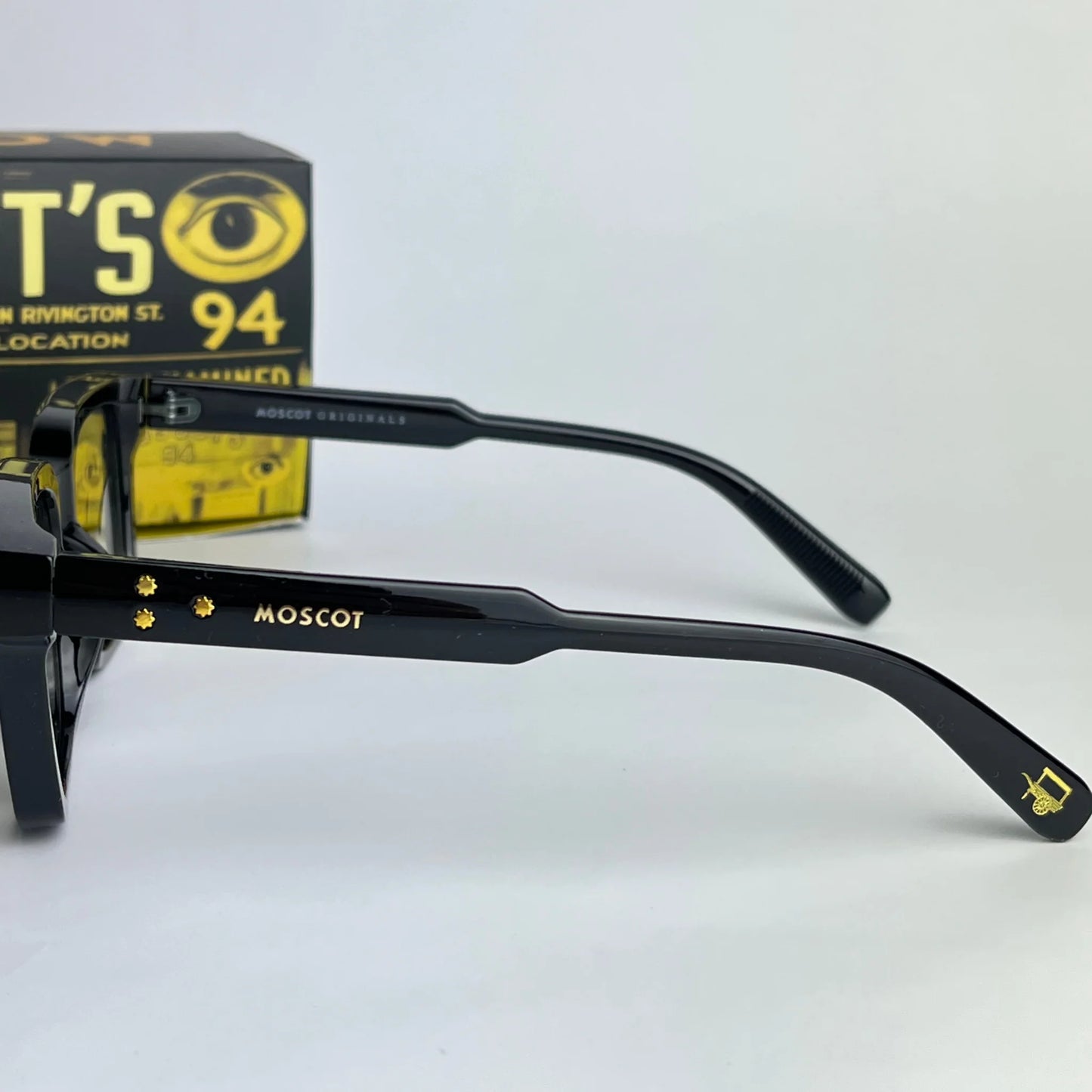 Moscot M115