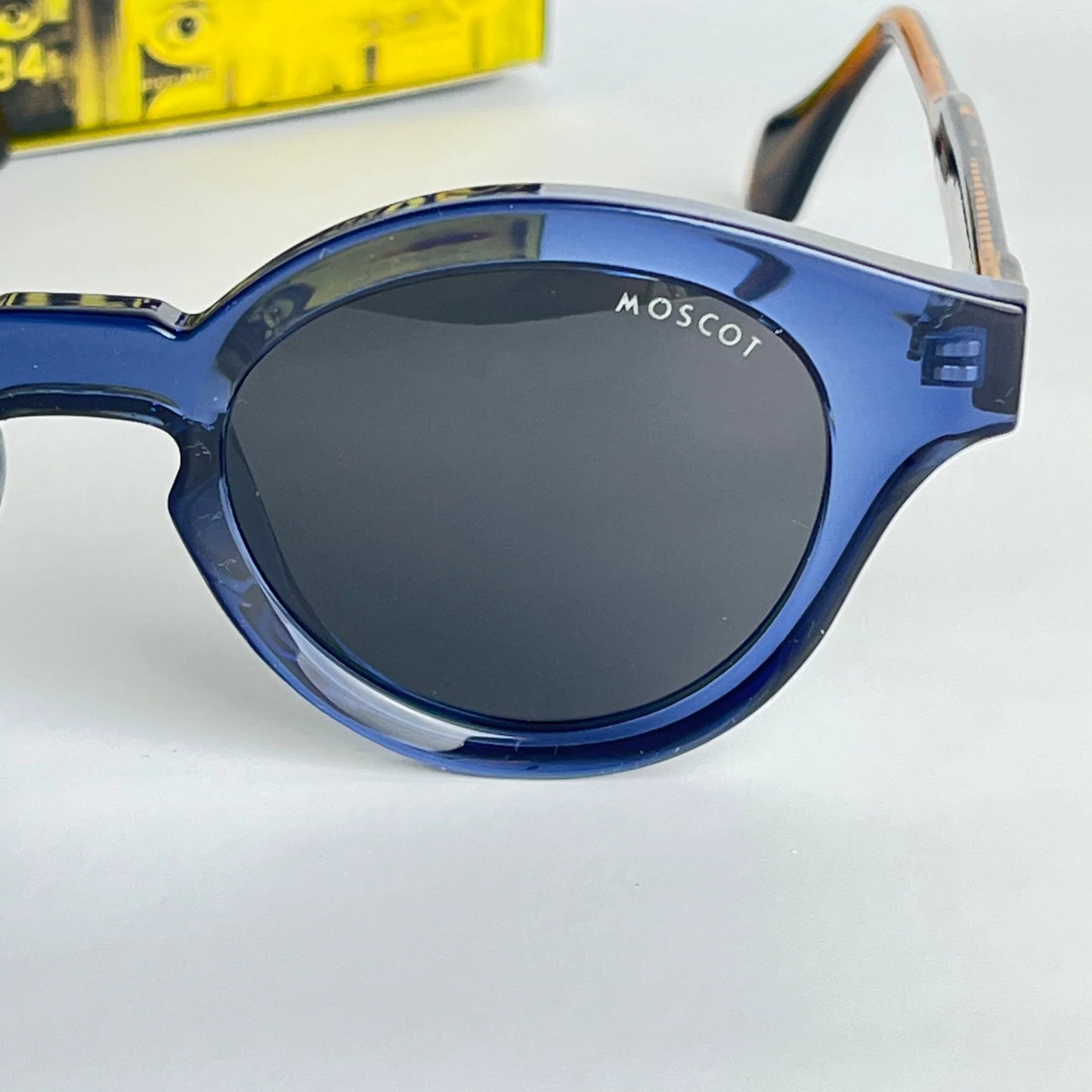 Moscot M108