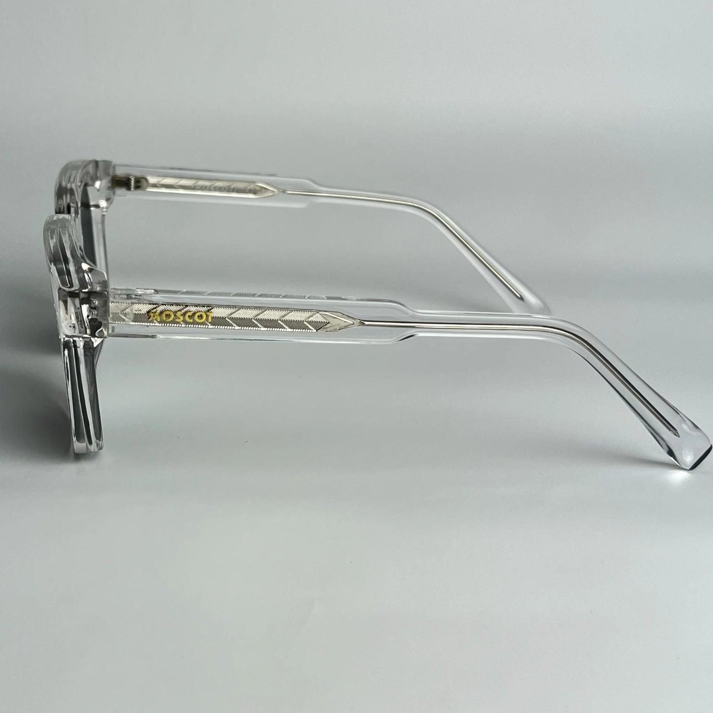 MOSCOT M22