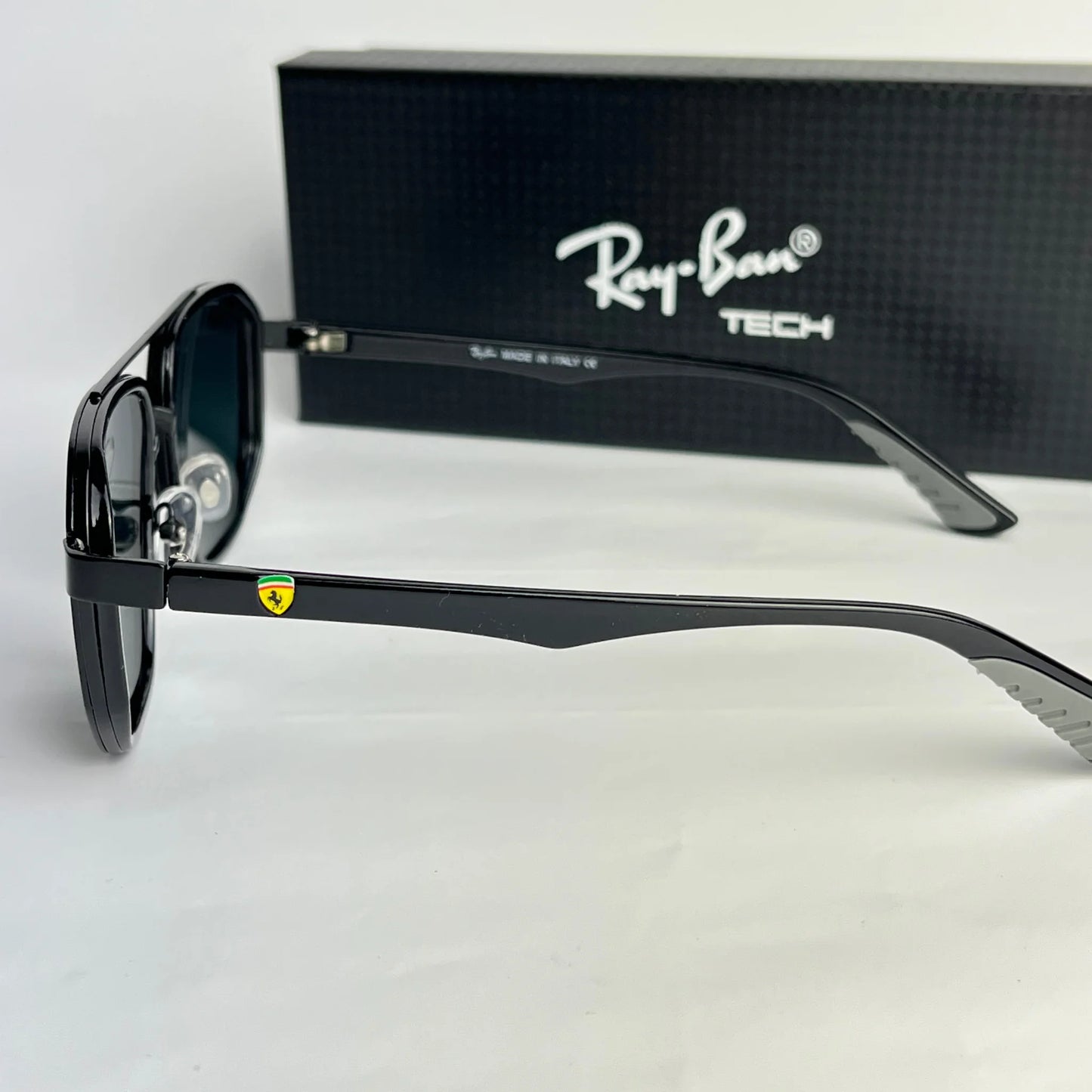 Ray-ban R32
