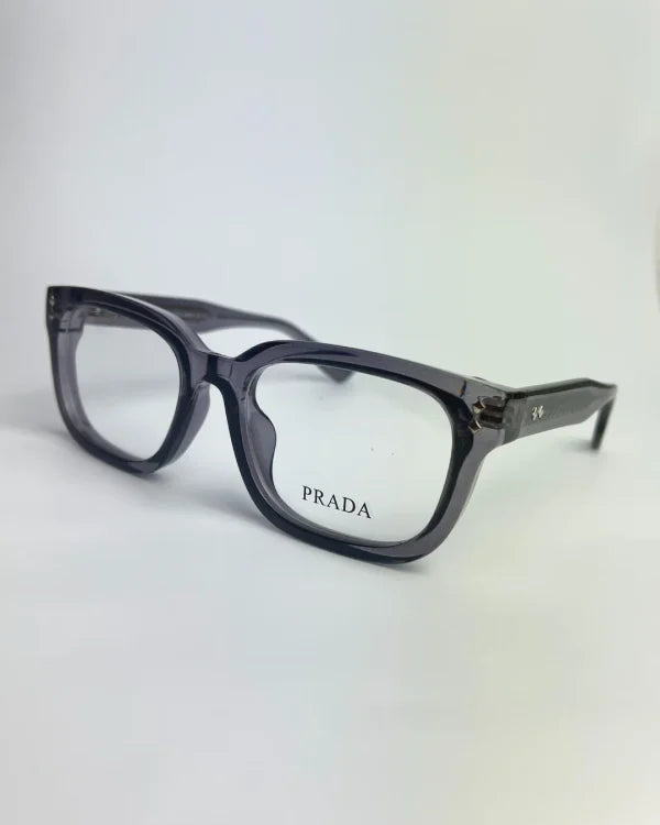 Prada P03