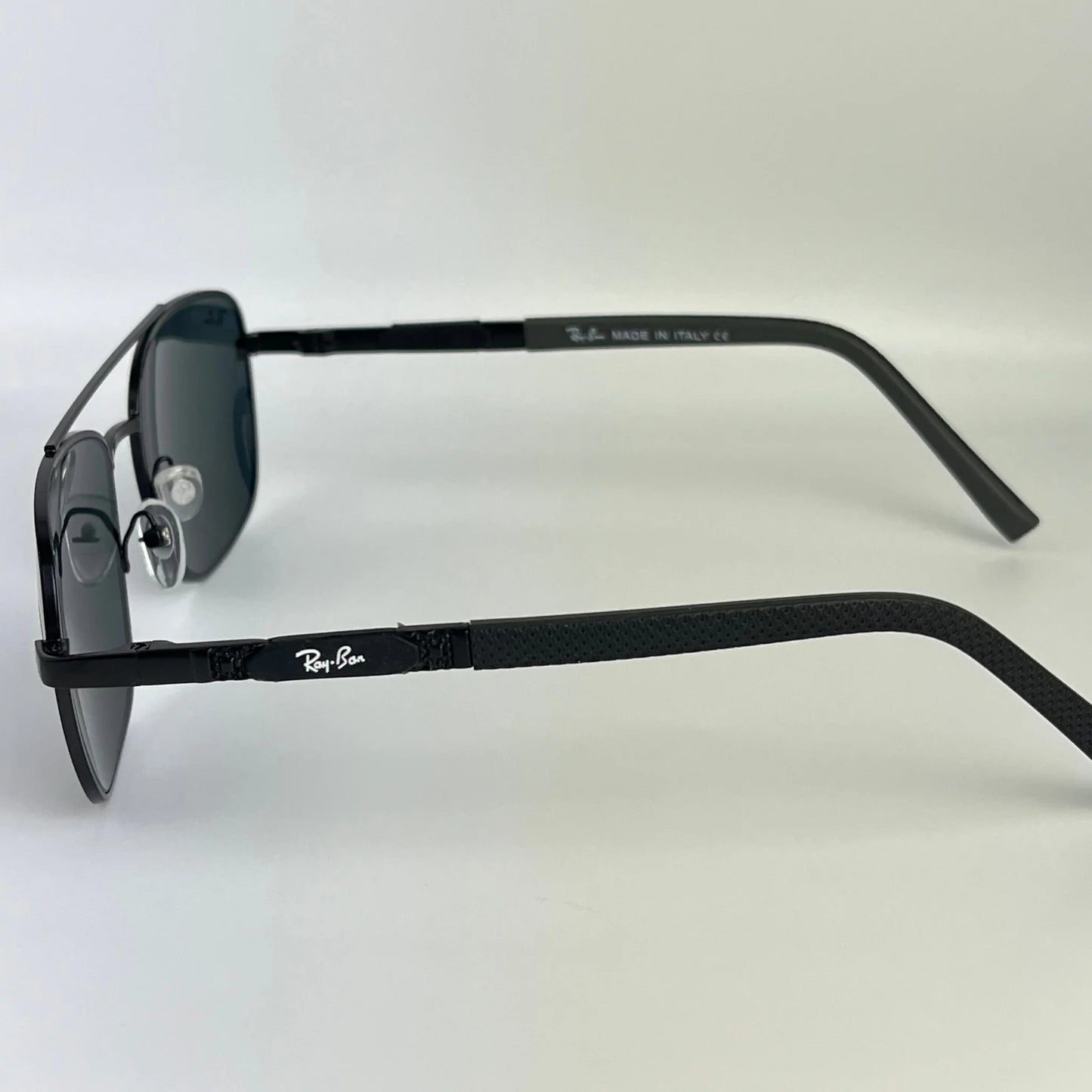 Ray-Ban R47
