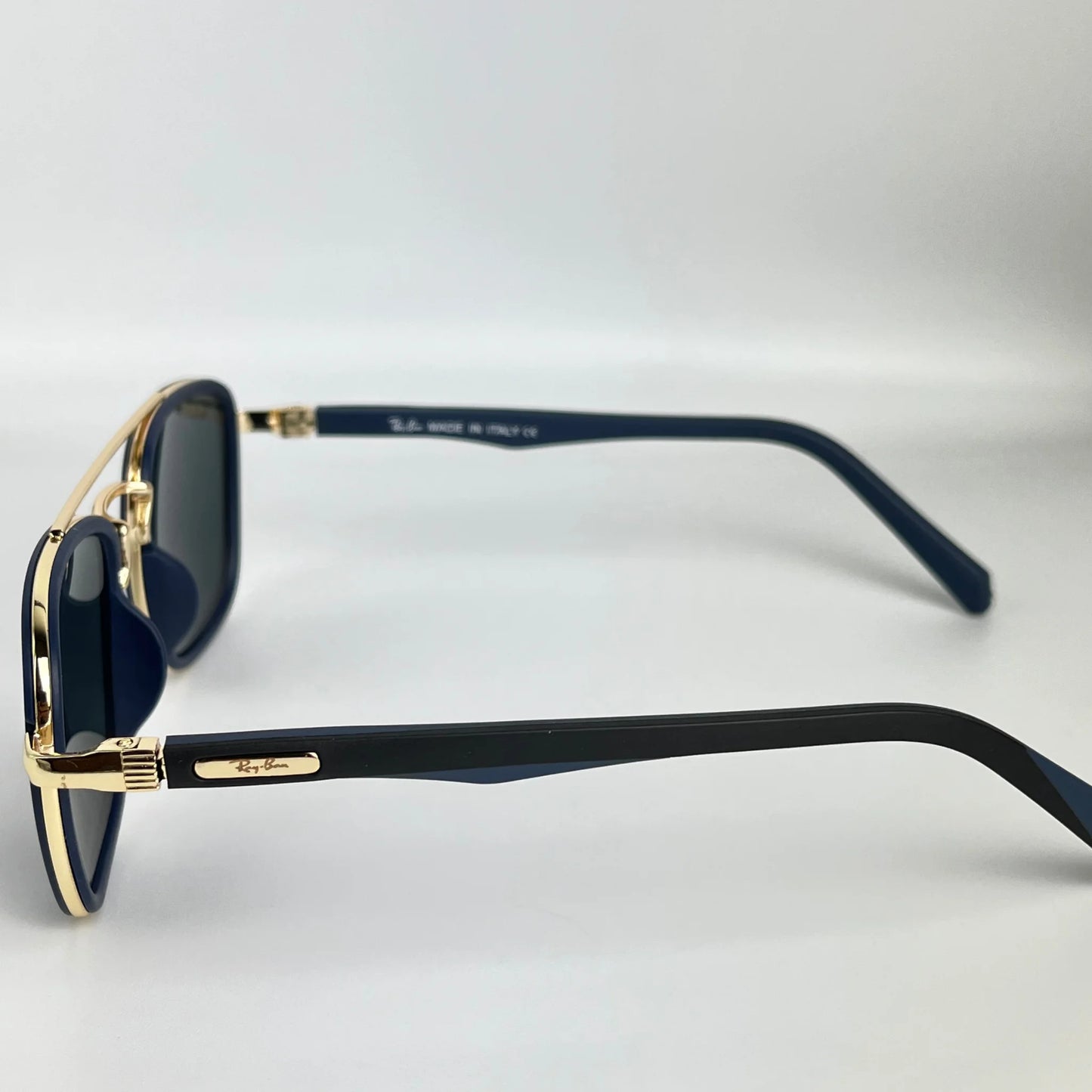 Ray-Ban R54