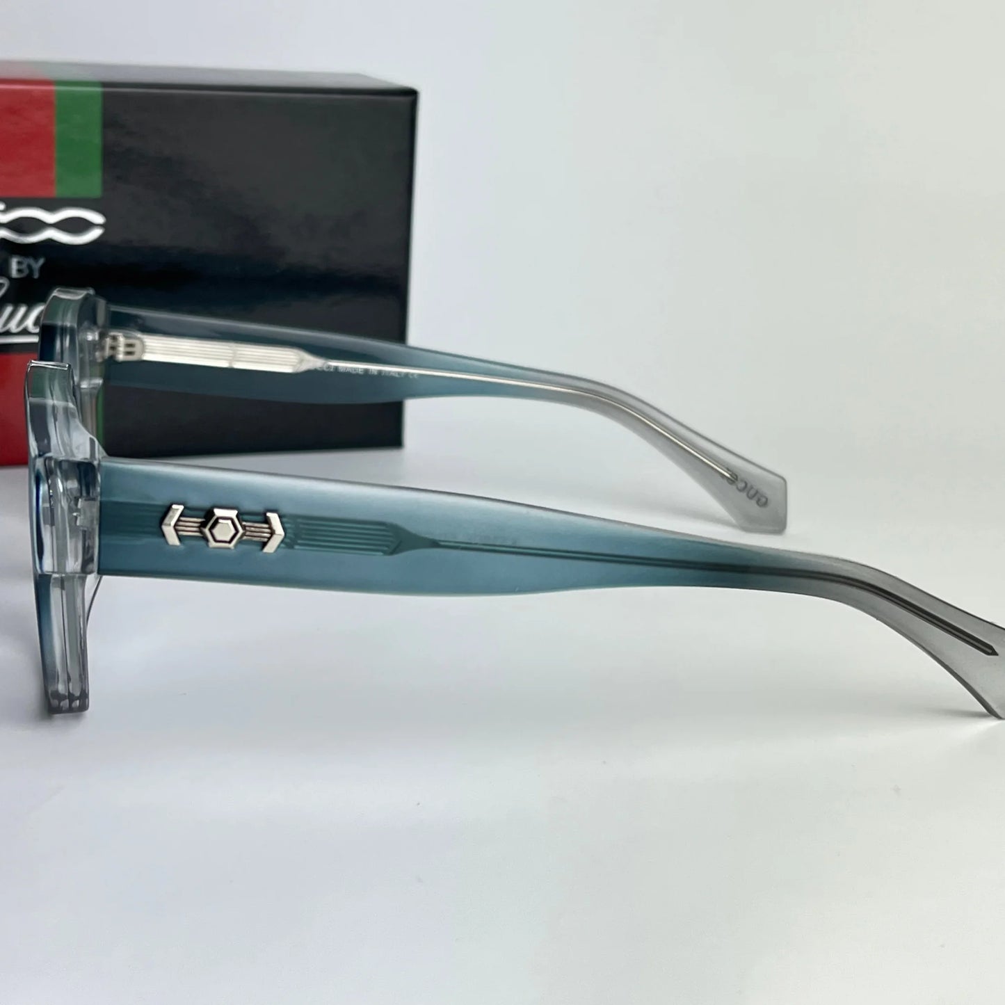 GUCCI M117
