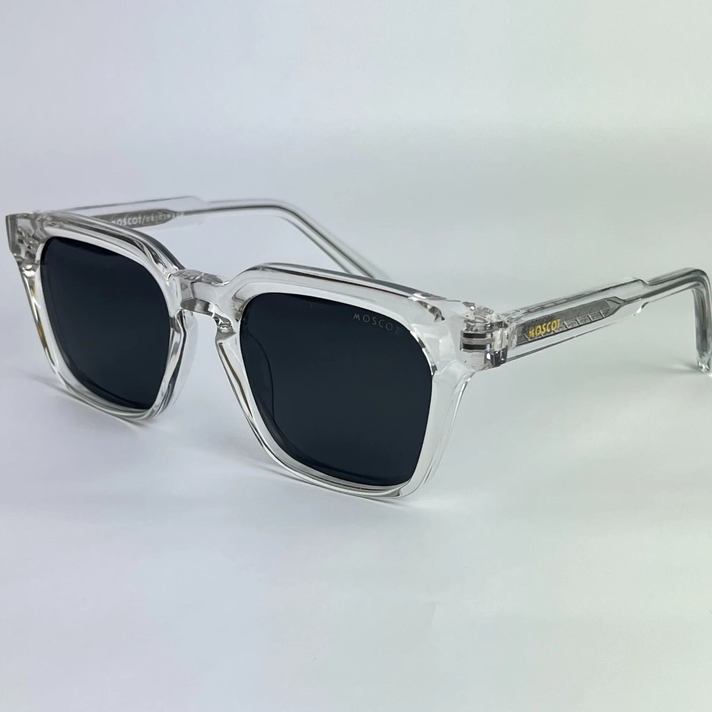 MOSCOT M22