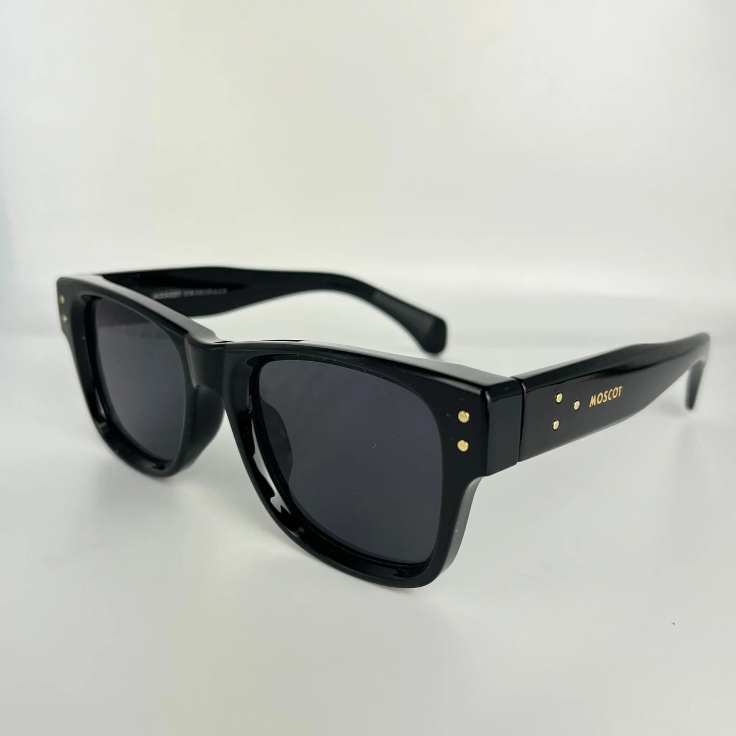 Moscot M255