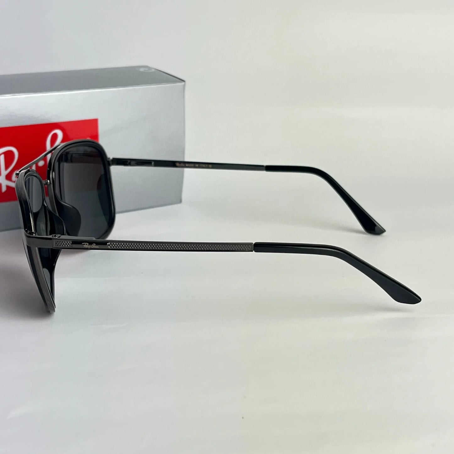 Ray Ban 12