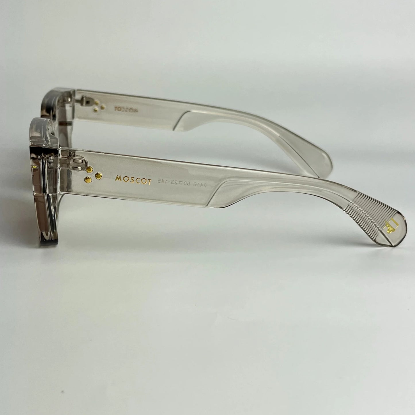 Moscot M 44