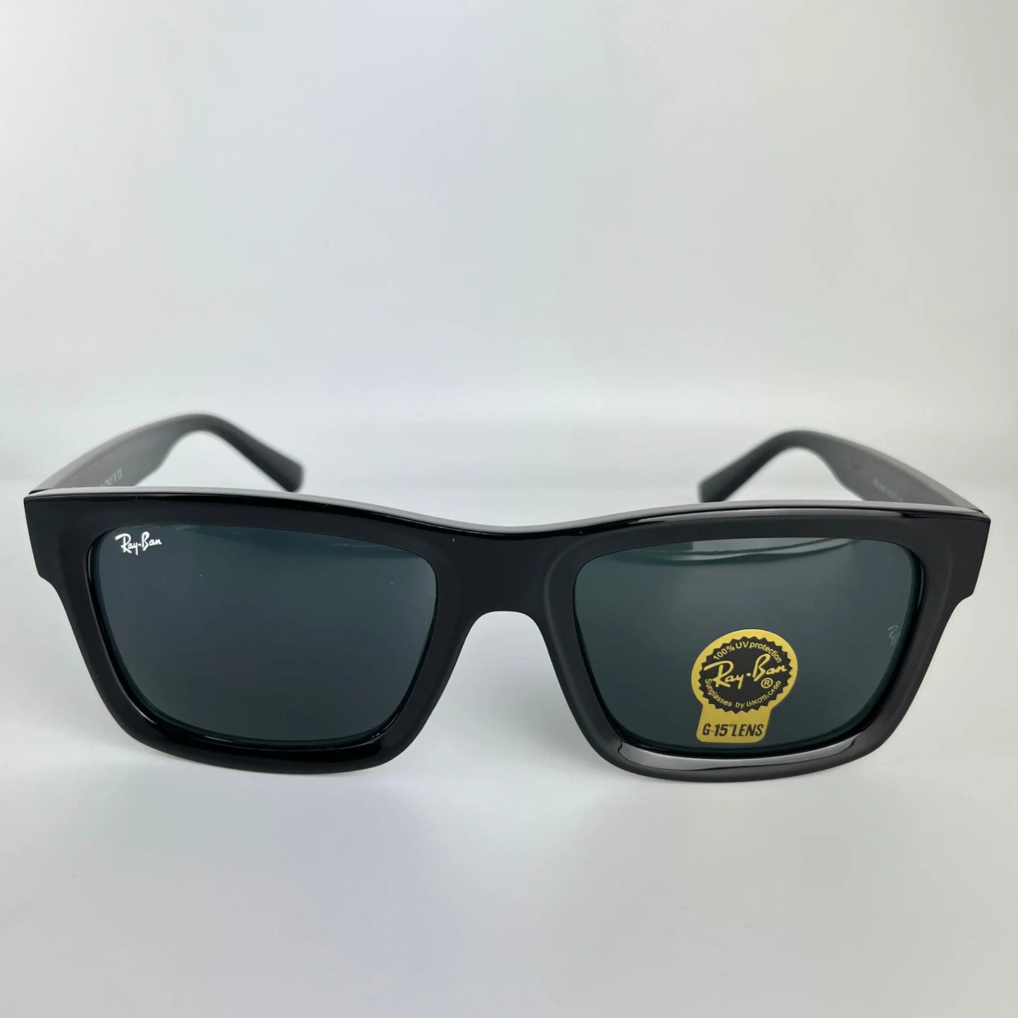 Ray-Ban R104