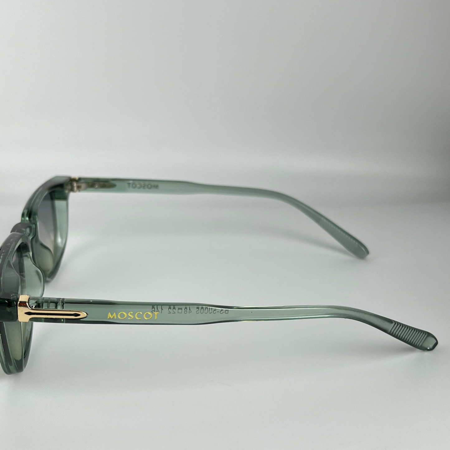 Moscot M200