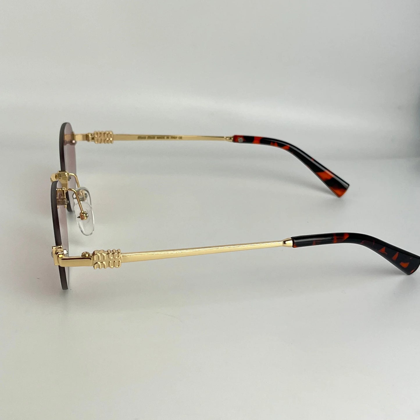 miu miu M05