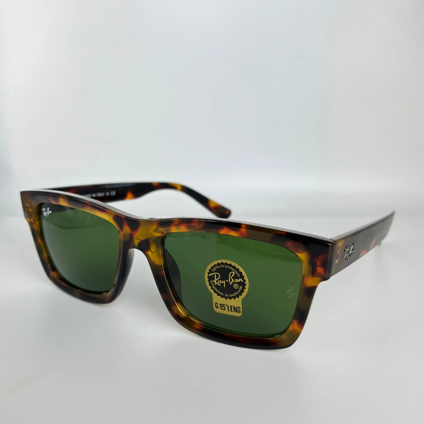 Ray-Ban R106
