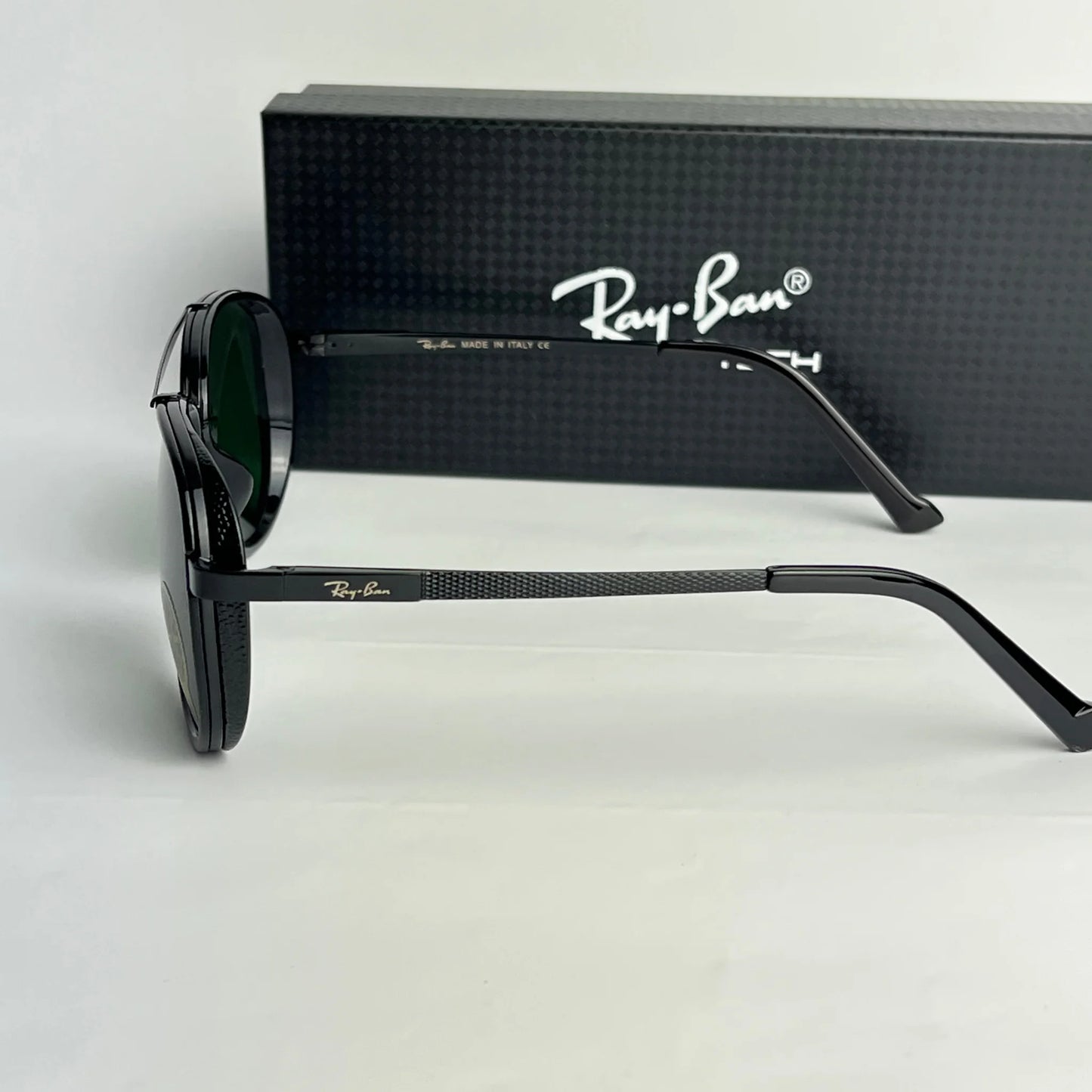Ray-ban R18