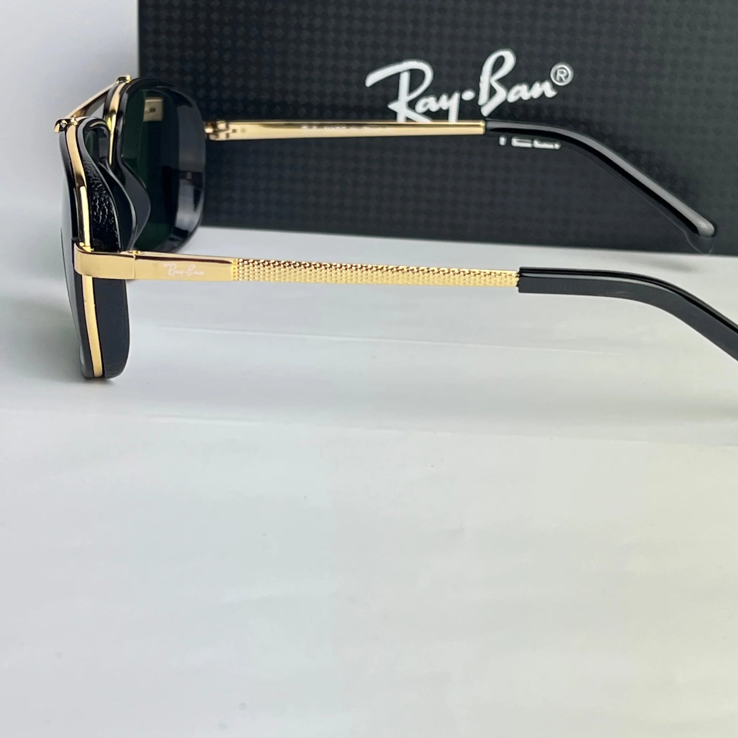 Ray-ban R17