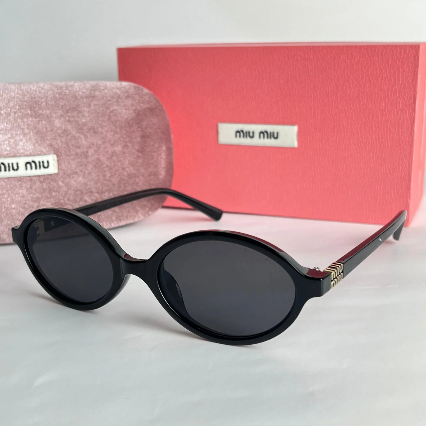 miu miu M02